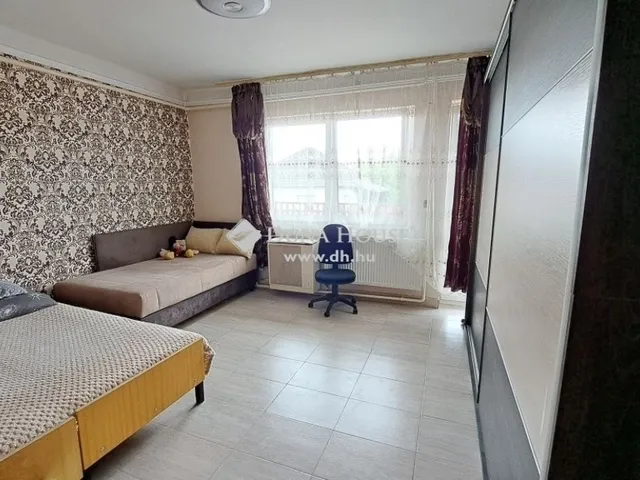 Eladó ház Zsámbok 155 nm