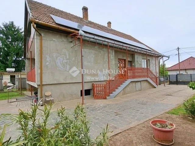 Eladó ház Zsámbok 155 nm