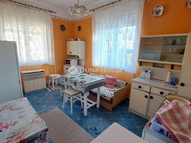 Eladó ház Zsámbok 82 nm