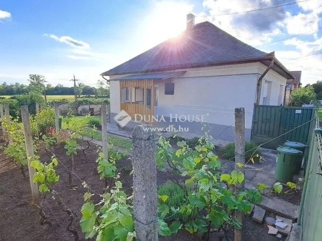 Eladó ház Zsámbok 82 nm