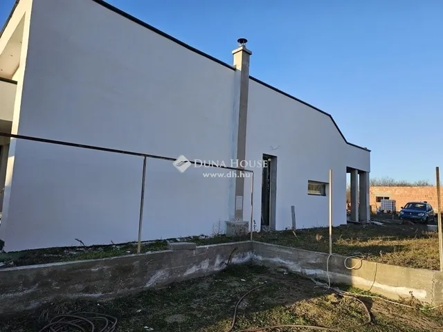 Eladó ház Tápióság 100 nm