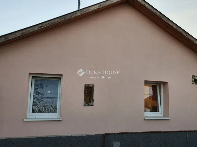 Eladó ház Sülysáp 120 nm
