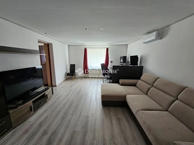 Eladó ház Sülysáp 120 nm