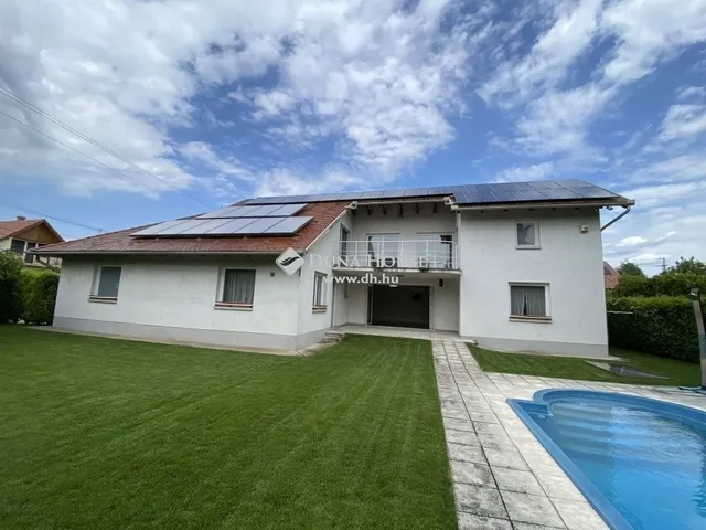 Eladó ház Budapest XVII. kerület 210 nm