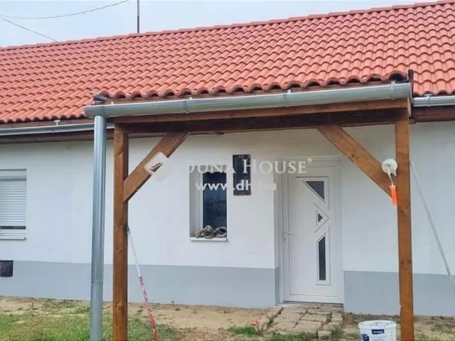 Eladó ház Tápióbicske 57 nm