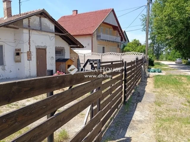 Eladó ház Üllő 80 nm