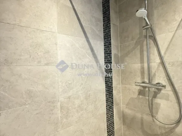 Eladó lakás Budapest III. kerület 73 nm