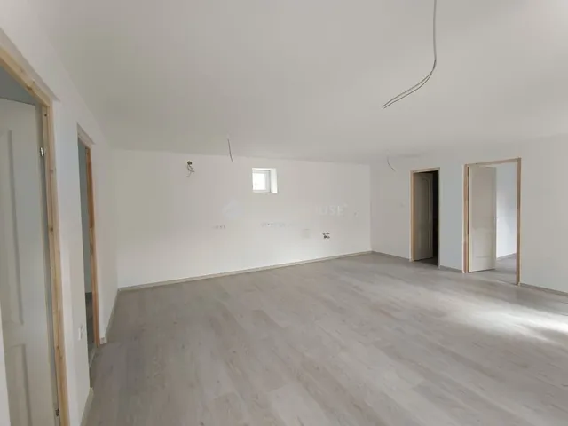 Eladó ház Tápióbicske 71 nm
