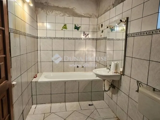 Eladó ház Üllő 51 nm