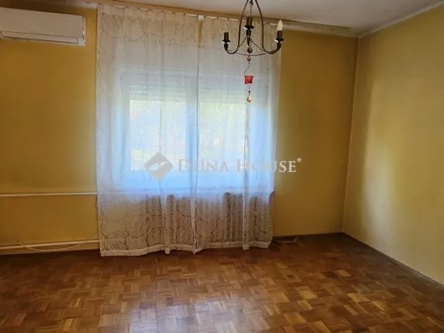 Eladó ház Tápiószecső 150 nm