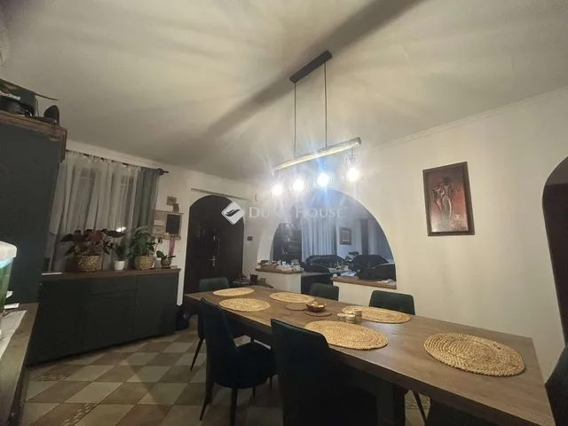 Eladó ház Lajosmizse 225 nm