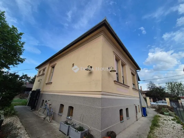 Eladó ház Cegléd 104 nm