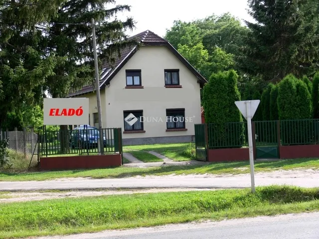Eladó ház Tápióbicske 102 nm