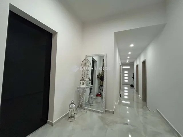 Eladó ház Vecsés 120 nm