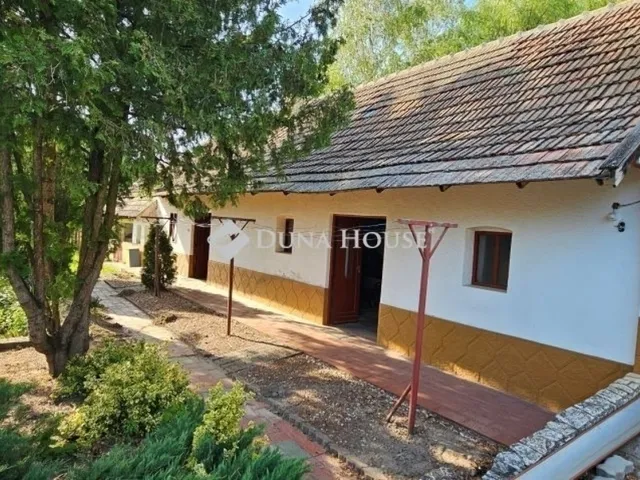 Eladó ház Tápiószecső 150 nm