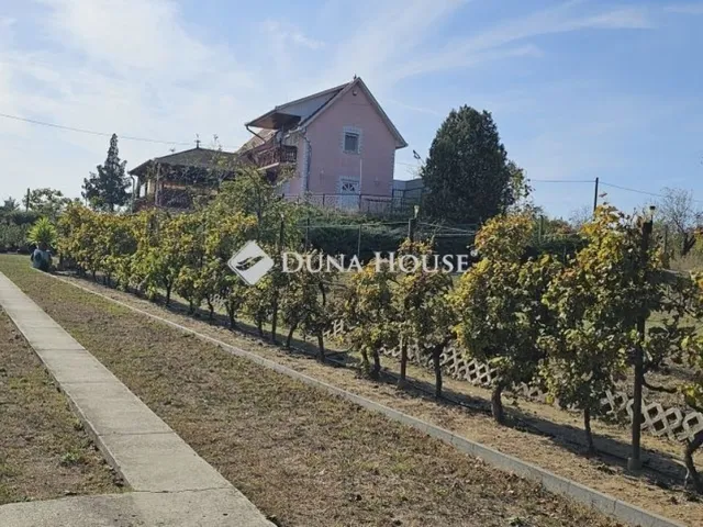 Eladó ház Tápiószecső 270 nm