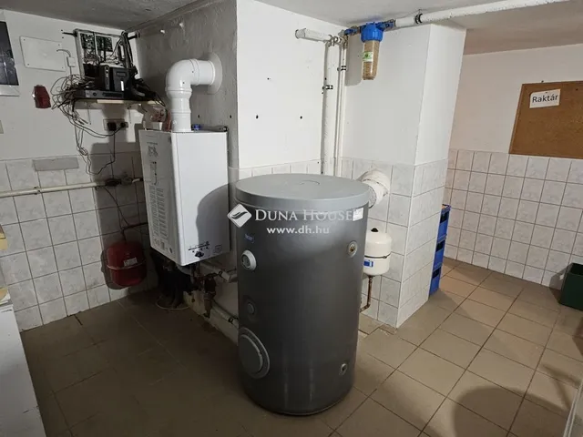Eladó ház Tápióbicske 280 nm