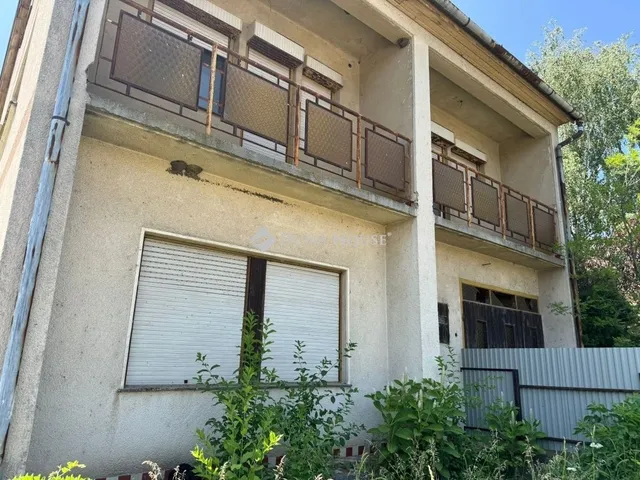 Eladó ház Jászfelsőszentgyörgy 184 nm