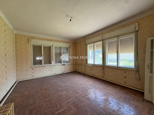 Eladó ház Jászfelsőszentgyörgy 184 nm