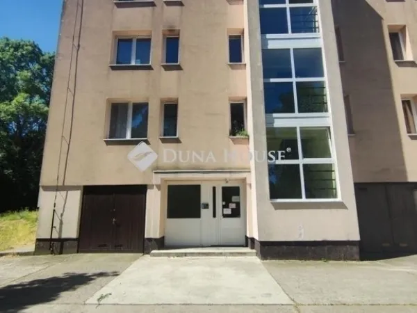 Eladó lakás Szolnok 48 nm