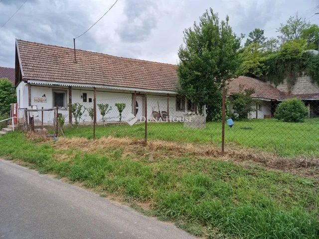 Eladó ház Bénye 61 nm