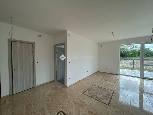 Eladó ház Vasad 112 nm