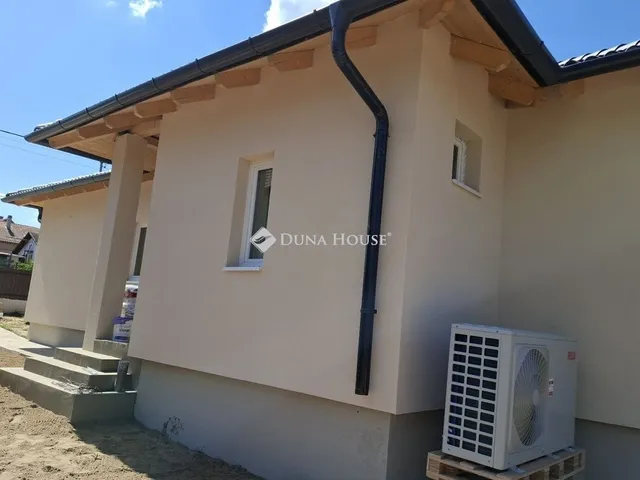 Eladó ház Kóka 120 nm