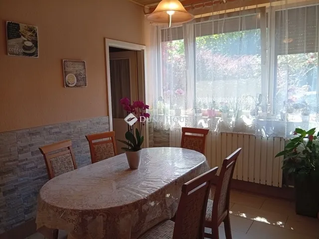 Eladó ház Dány 140 nm
