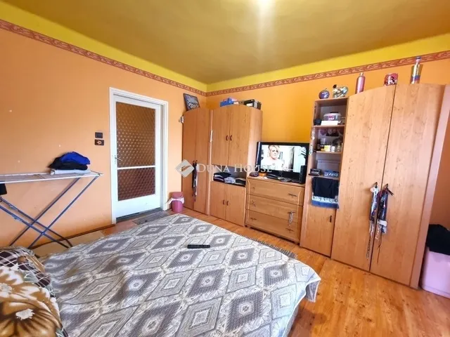 Eladó ház Tápiószecső 170 nm