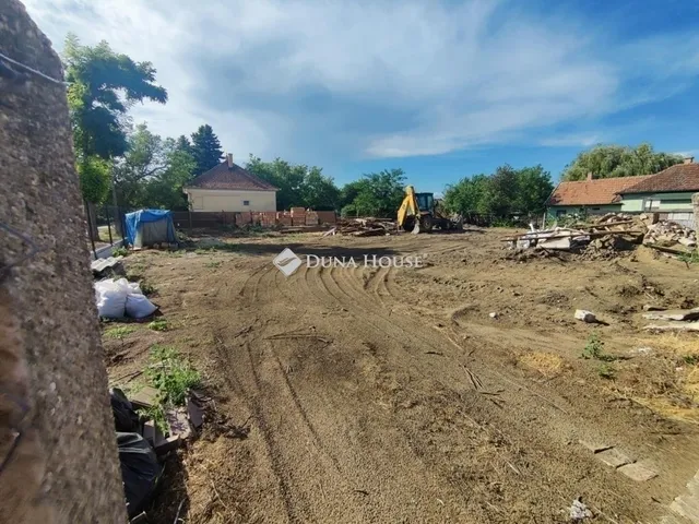 Eladó ház Monor 90 nm