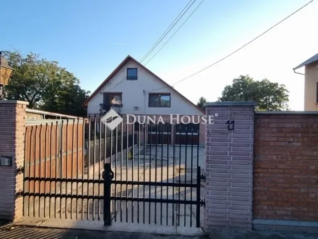 Eladó ház Érd 279 nm