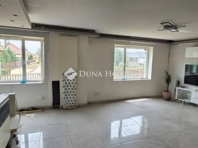 Eladó ház Tápiószecső 140 nm