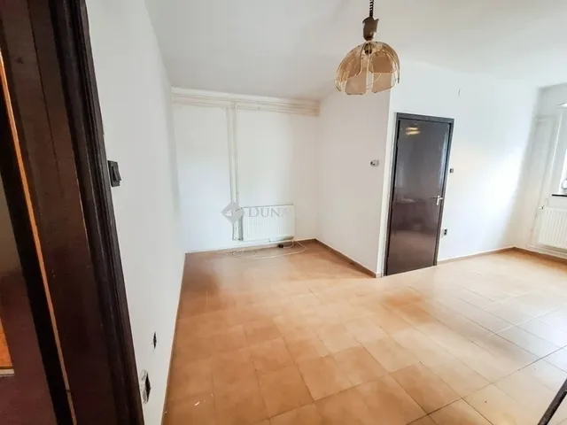 Eladó ház Budapest XVI. kerület 208 nm