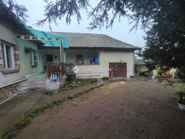 Eladó ház Tápiószentmárton 126 nm