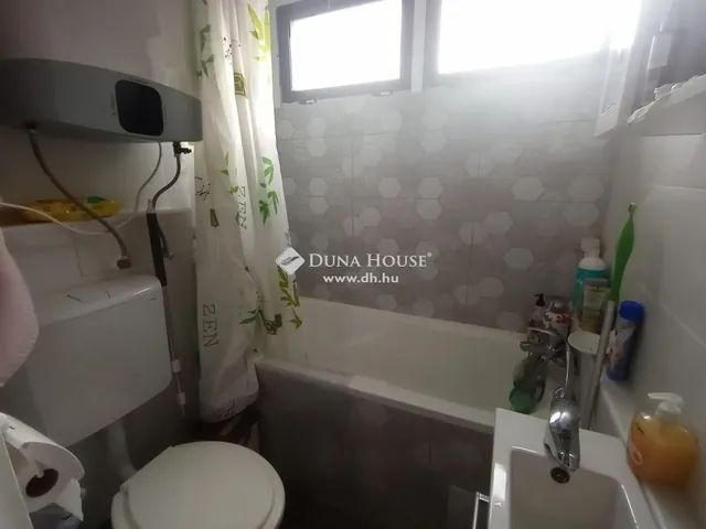 Eladó üdülő és hétvégi ház Tóalmás 31 nm