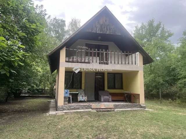 Eladó üdülő és hétvégi ház Tápiószentmárton 65 nm