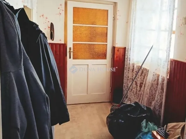 Eladó ház Úri 88 nm