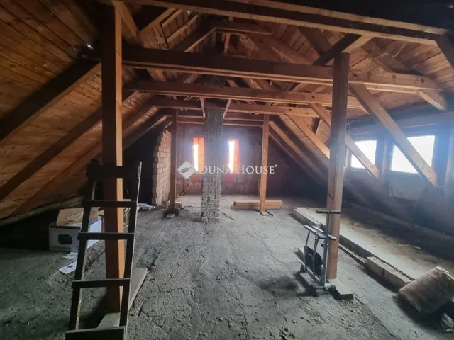 Eladó ház Tápiószecső 170 nm