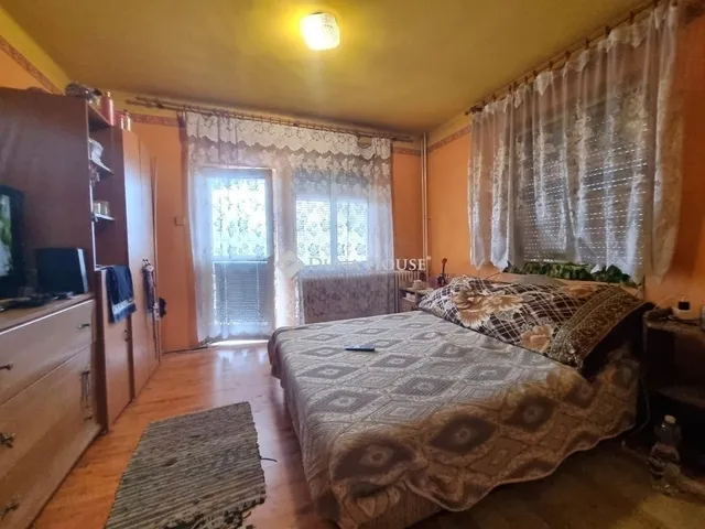 Eladó ház Tápiószecső 170 nm