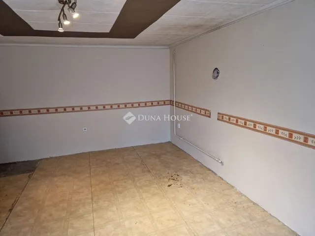 Eladó ház Tóalmás 96 nm