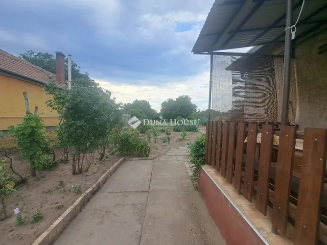 Eladó ház Tápiószele 53 nm