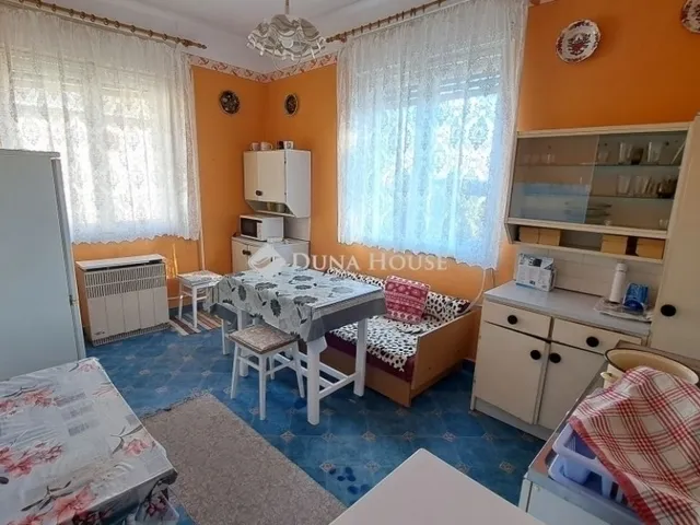 Eladó ház Zsámbok 82 nm