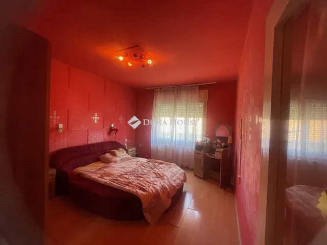 Eladó ház Tura 170 nm