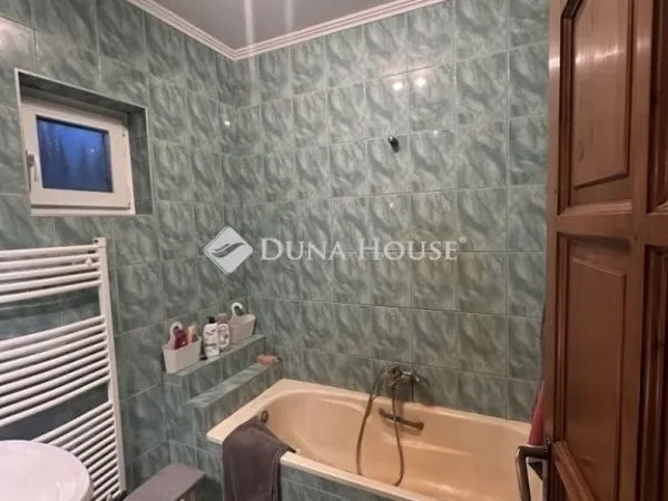 Eladó ház Cegléd 103 nm