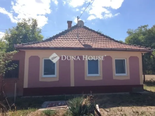 Eladó mezőgazdasági ingatlan Cegléd 75 nm