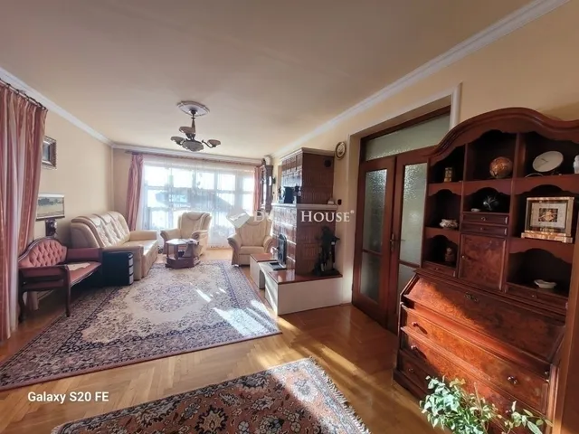 Eladó ház Vecsés 265 nm