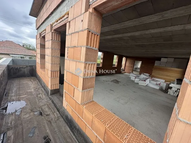 Eladó ház Albertirsa 369 nm