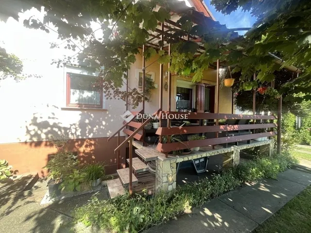 Eladó ház Albertirsa 182 nm