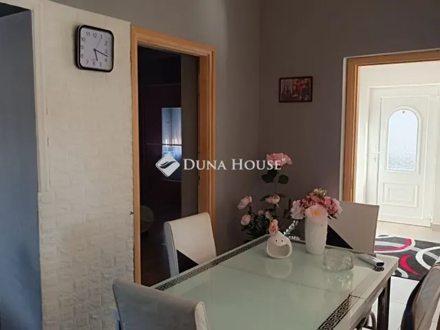 Eladó ház Tápiószecső 73 nm