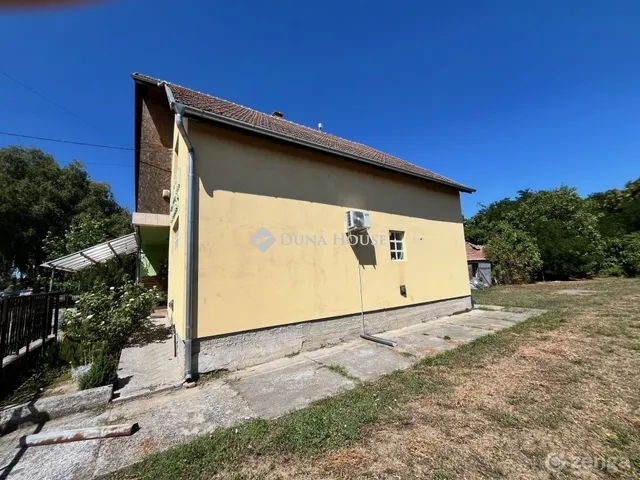 Eladó ház Tápiószecső 90 nm